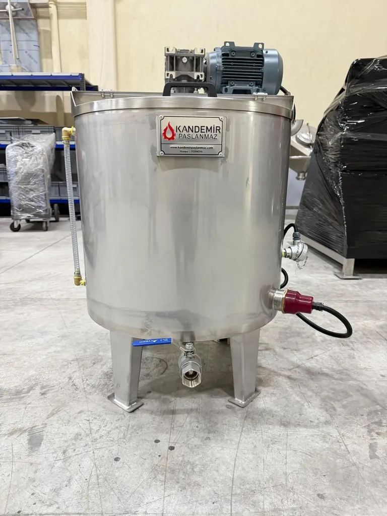 150 Litre Isıtmalı Karıştırıcı Tank