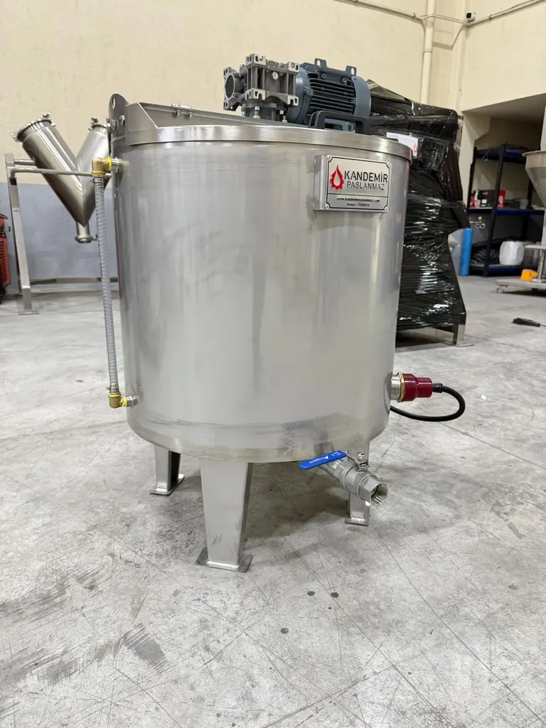 150 Litre Isıtmalı Karıştırıcı Tank