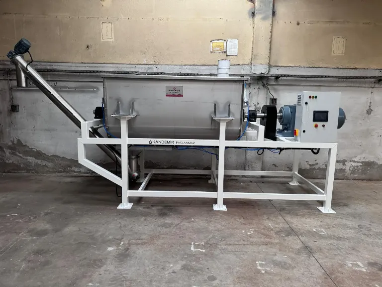خلاط مساحيق أفقي شريطي 2500 لتر KP-YTK-2500