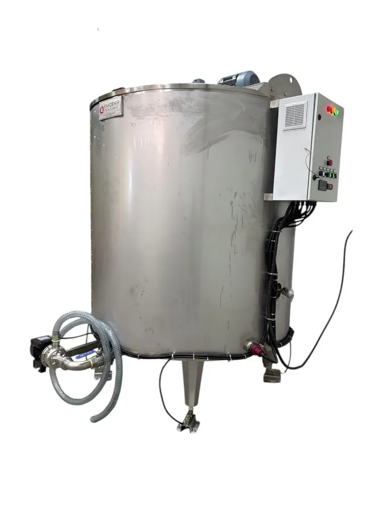 3000 Litre Isıtmalı Karıştırıcı Tank