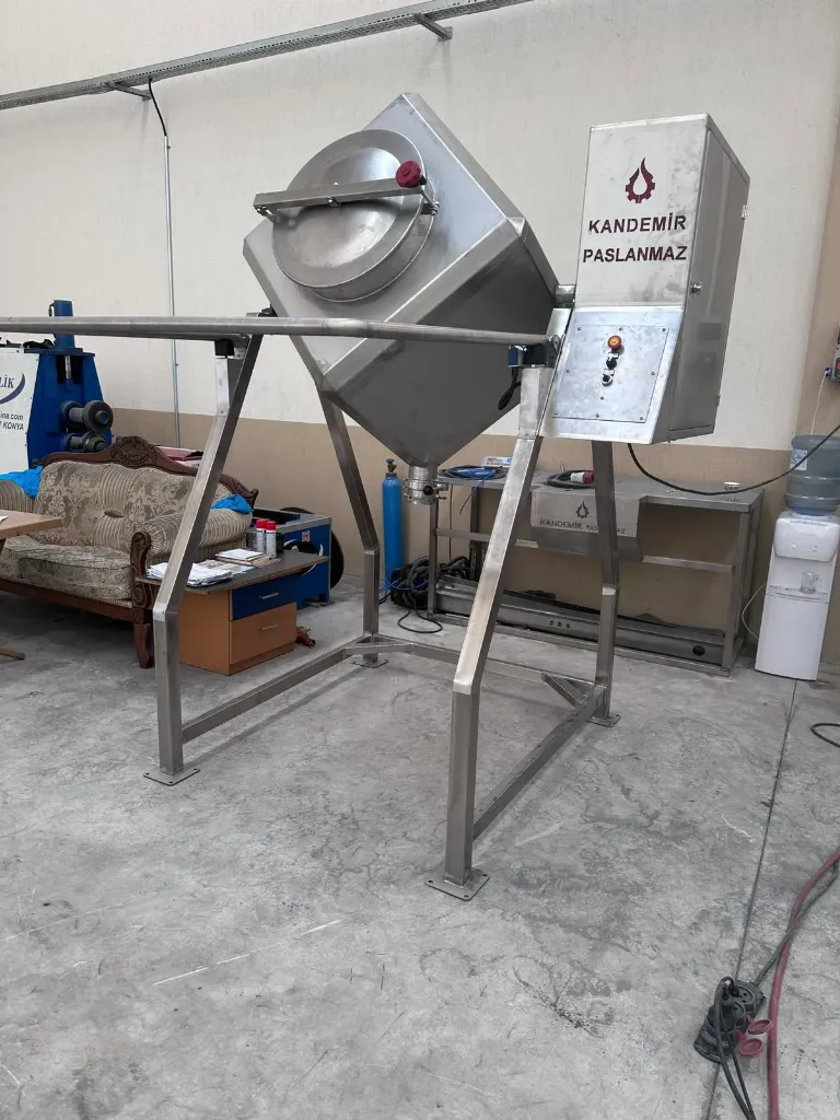 700 Litre Kübik Tipi Toz Karıştırıcı KP-KTK 700