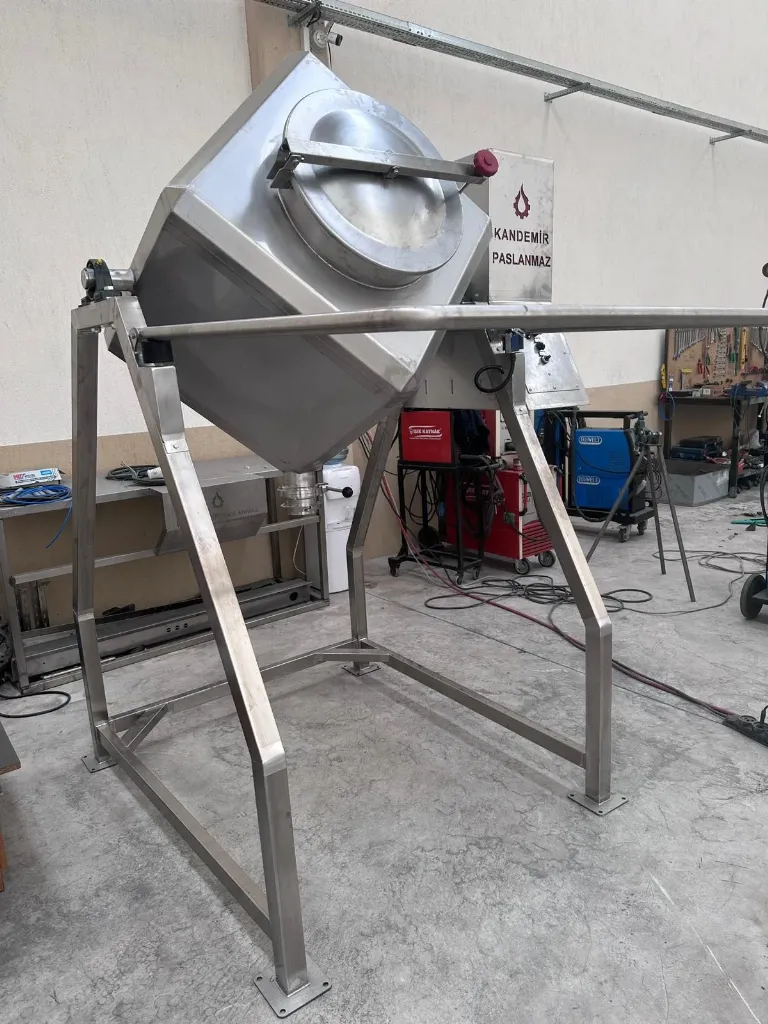 700 Litre Kübik Tipi Toz Karıştırıcı KP-KTK 700